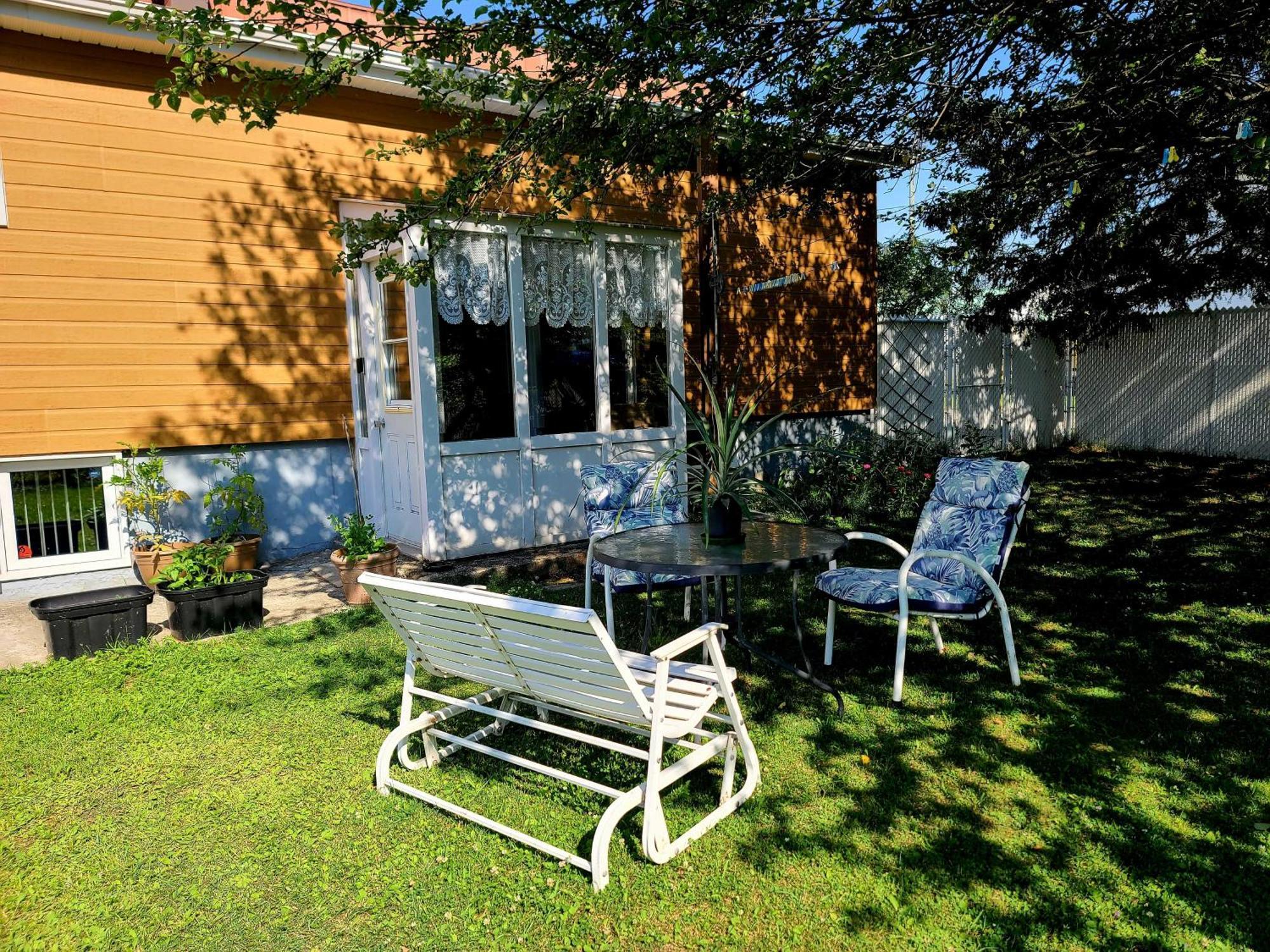 Gite Du Passant Sadm, Parc De La Gaspesie. Sainte Anne-des-Chênes Exterior foto